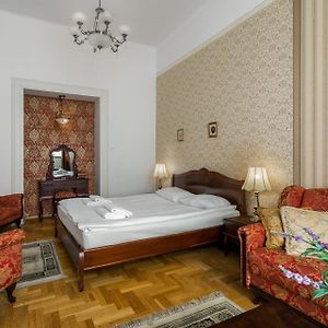 Appartement de Luxe à 1 Chambre à Coucher