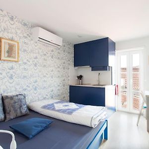 Sao Vicente IV - Eco-Flat With French Balcony & View