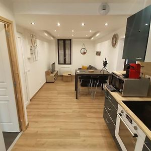 Appartement à 2 Chambres à Coucher