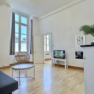 Wonderhost, Les Volumes De Margot En Hypercentre