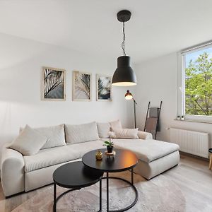Stylisches Apartment, 2-5 Personen, Zentral, Naehe Messe