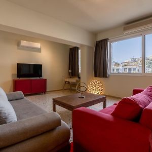 Appartement à 2 Chambres à Coucher
