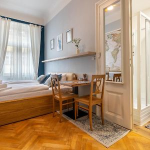Cozy Apartment Close To Old Town Square