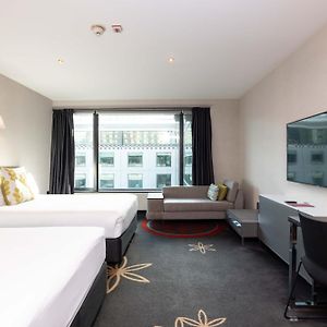 Chambre Accessible aux Personnes à Mobilité Réduite Double