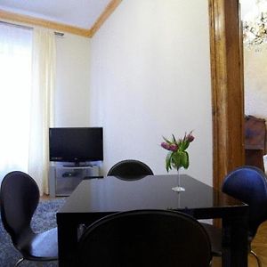 Decameron Apartments