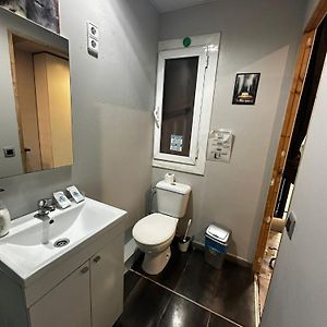 Private Bathroom Single Room