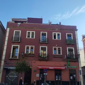 Ático céntrico plaza Moravia ,San Julian.
