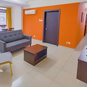 Appartement à 2 Chambres à Coucher