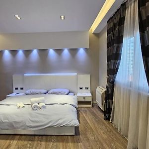 Aura Skanderbeg Square Apartments