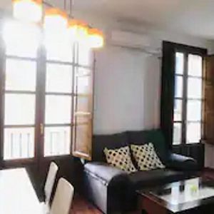Appartement de Luxe à 2 Chambres à Coucher
