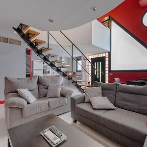 Appartement à 2 Chambres à Coucher