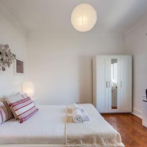 Appartement à 4 Chambres à Coucher