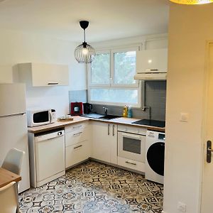 Appartement à 2 Chambres à Coucher