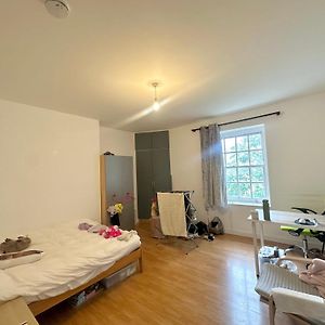 Appartement à 3 Chambres à Coucher