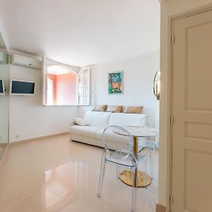 Saint Tropez, Coeur De Village, Appartement Unique