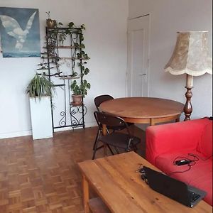 Appartement à 2 Chambres à Coucher