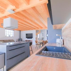 Appartement à 3 Chambres à Coucher