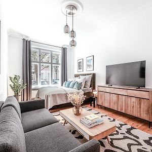 Appartement à 2 Chambres à Coucher