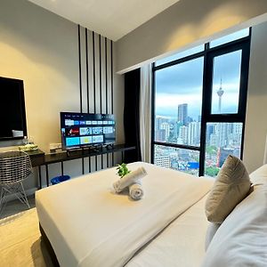 Suite à 3 Chambres à Coucher