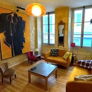Appartement à 4 Chambres à Coucher