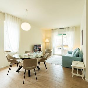 Domus Verona - Ampia Residenza Filippini A Pochi Passi Dall'Arena