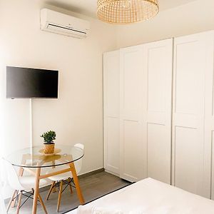 Xenia Apartments - Fashion Week Studio Near Navigli