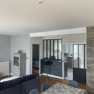 Appartement à 3 Chambres à Coucher
