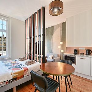 Le Art Deco