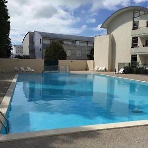 Studio + Piscine+ Parking Prive. Quartier Minimes
