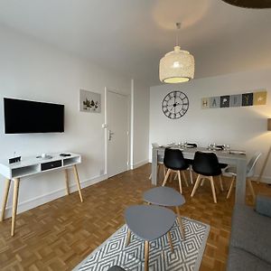 Appartement à 3 Chambres à Coucher