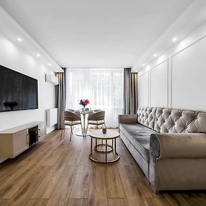 Warsaw Centrum Apartment - Workspace, Balcony - By Rentujemy