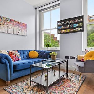 Appartement à 2 Chambres à Coucher