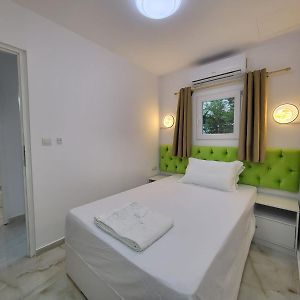 Chambre Standarde Lit Queen-Size