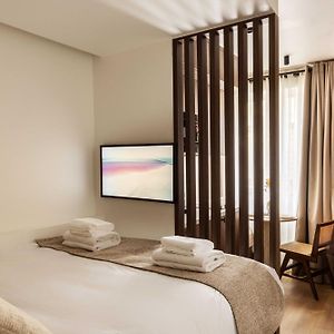 Magnificent Studio With A-C - 2P - Champs-Elysees