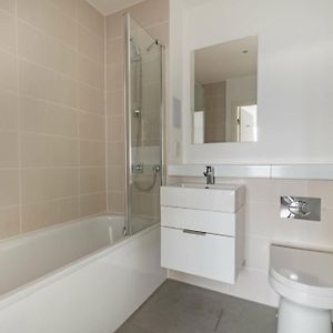 Chambre Lit Queen-Size