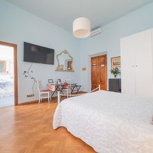 Chambre Spacieuse Lit King-Size