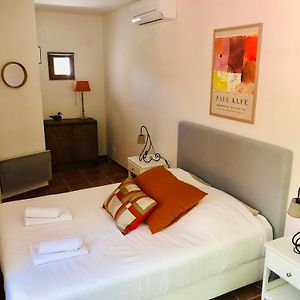 Chambre Lit Queen-Size