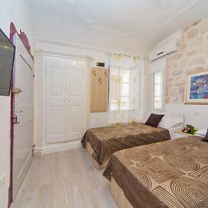 Chambre Annexée