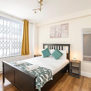 Nice 3 Bedrooms Apartment Near Hyde Park & Oxford St