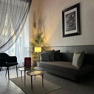 A Un Passo Dal Castello Maschio Angioino Appartment