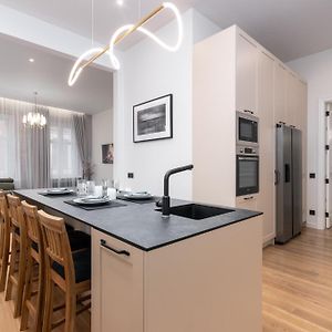 A++ Executive Apartment With Luxury Sauna Room