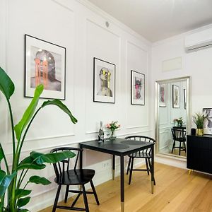 Discover Krakow Apartments - Lubomirskiego St - Classic & Modern - Near Main Station, Netflix And Ac