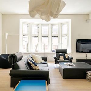 Appartement à 2 Chambres à Coucher