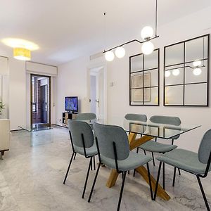 Appartement à 3 Chambres à Coucher