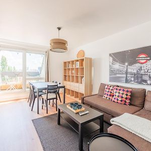 Appartement à 2 Chambres à Coucher