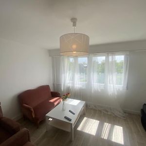 Appartement à 2 Chambres à Coucher
