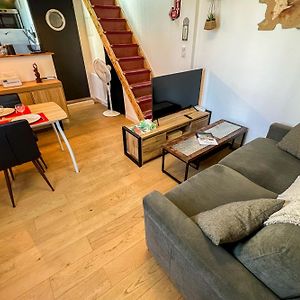 Appartement à 2 Chambres à Coucher