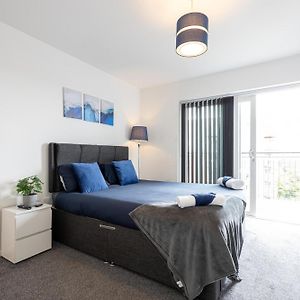 Appartement à 2 Chambres à Coucher