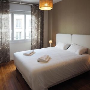 Appartement à 2 Chambres à Coucher