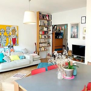 Appartement à 2 Chambres à Coucher